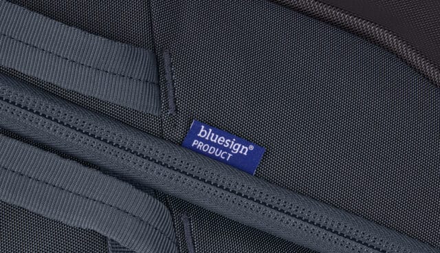 Thule Subterra 2 check-in suitcase wheeled duffel 70cm Dark Slate - Image 13