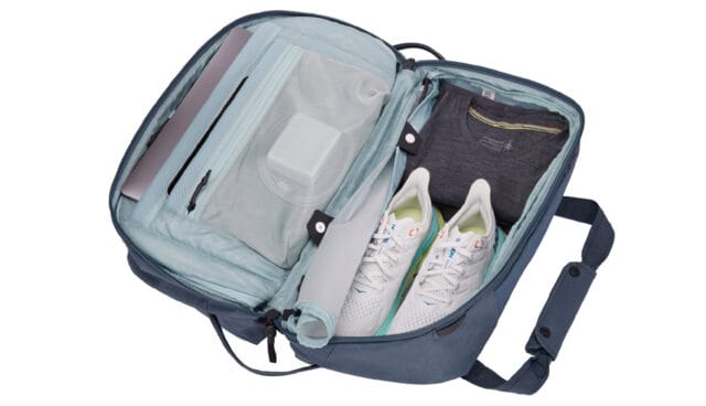 Thule Aion Duffel Bag 35L - Image 28